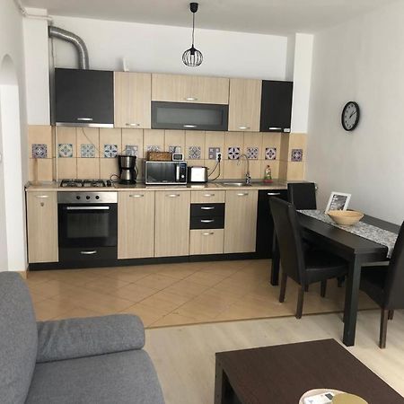 Confort Apartment Mediaş Esterno foto