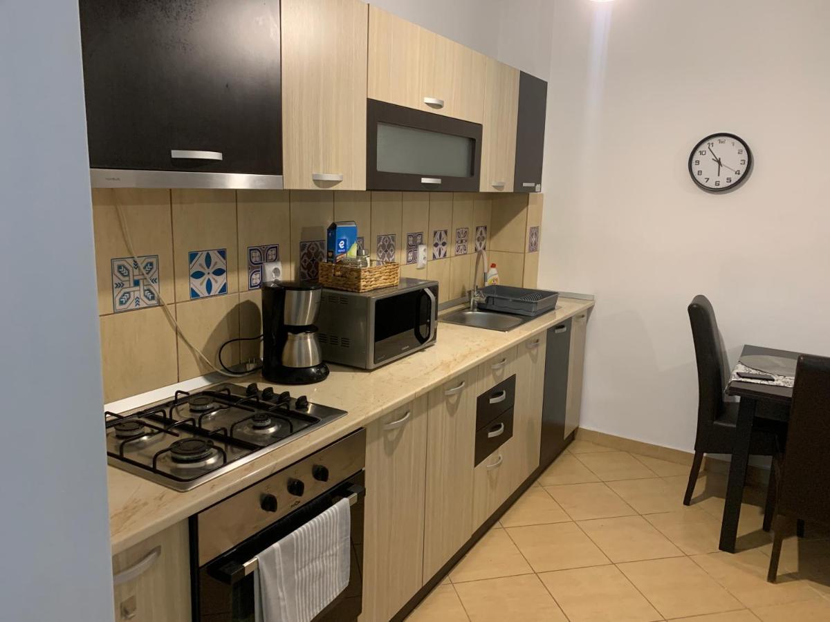 Confort Apartment Mediaş Esterno foto